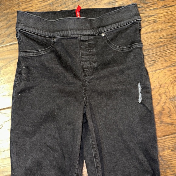 SPANX Vintage Distressed Ankle Skinny Jeans, black, size medium - Picture 5 of 7